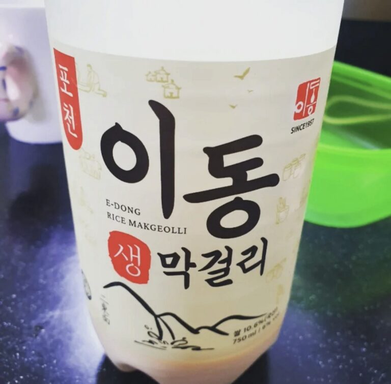 포천 이동 생막걸리 (Pocheon Idong Rice Makgeolli) – 기본에 충실한 깔끔하고 편안한 탁주